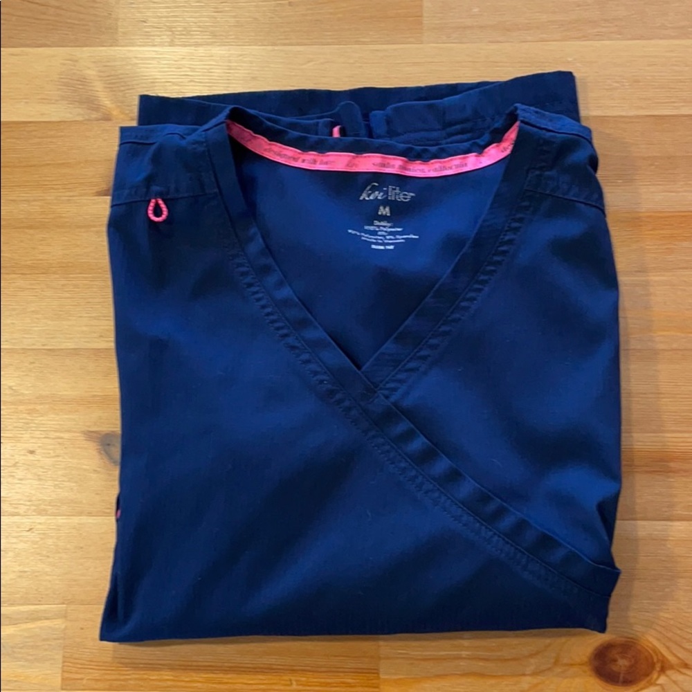 Koi Lite scrub top, Navy